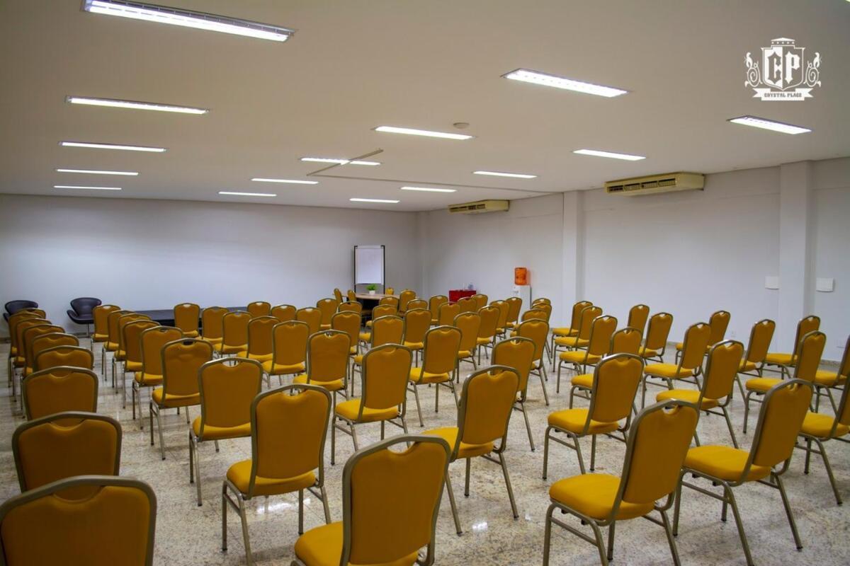 Elegancia & Conforto Flat Mobiliado Goiania Exterior photo